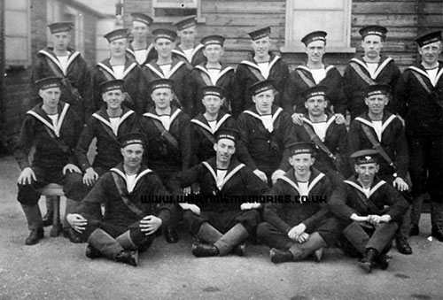 HMS Beagle 1942, Alan Wright 2nd from left front row